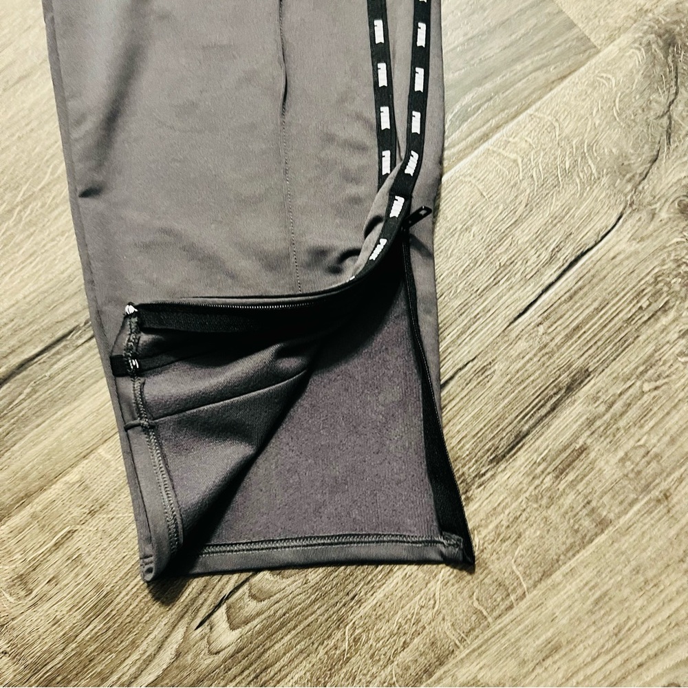 Victoria’s Secret PINK Women's Active Sz XXL Gray Track Pants Logo Zip Ankles - Picture 4 of 7